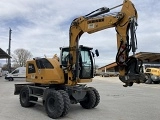 LIEBHERR A 910 Compact Litronic wheel-type excavator