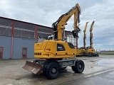 LIEBHERR A 914 Compact Litronic wheel-type excavator