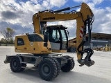 LIEBHERR A 914 Compact Litronic wheel-type excavator