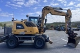 LIEBHERR A 910 Compact Litronic wheel-type excavator