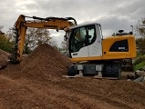 LIEBHERR A 914 Litronic wheel-type excavator