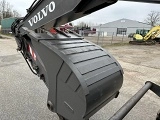 VOLVO EW160C wheel-type excavator