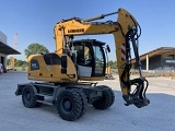 LIEBHERR A 914 Compact Litronic wheel-type excavator