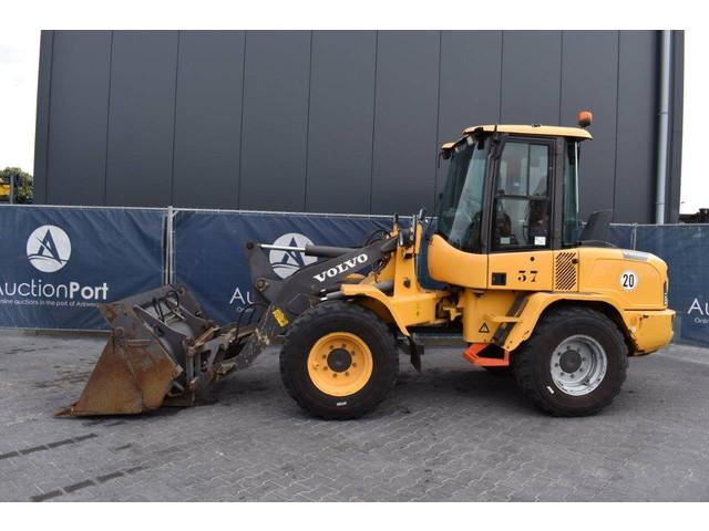 VOLVO L35G front loader