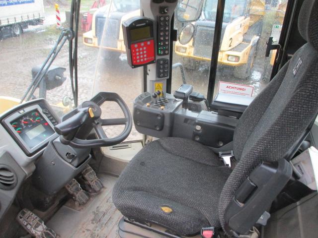 CATERPILLAR 962K front loader