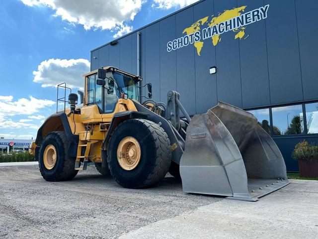 VOLVO L150G front loader