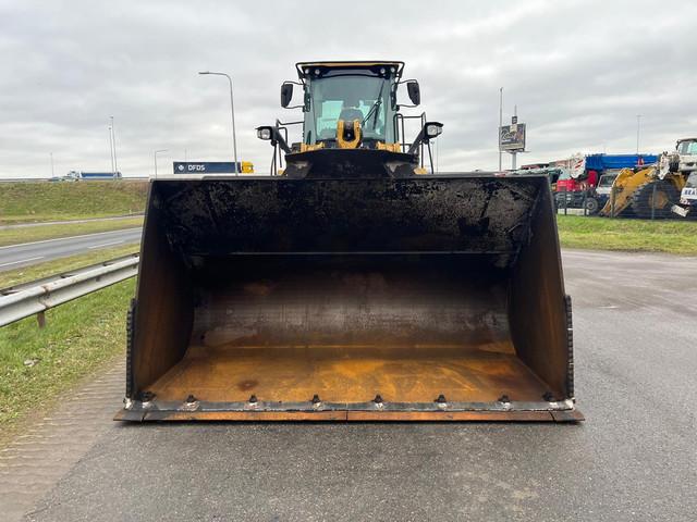 CATERPILLAR 972M XE front loader