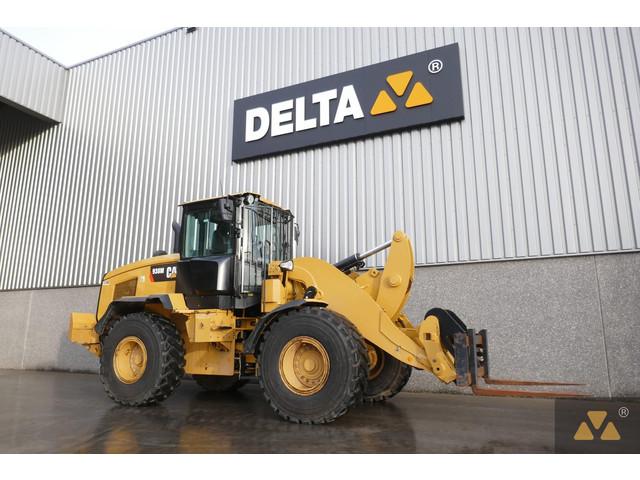 CATERPILLAR 938M front loader