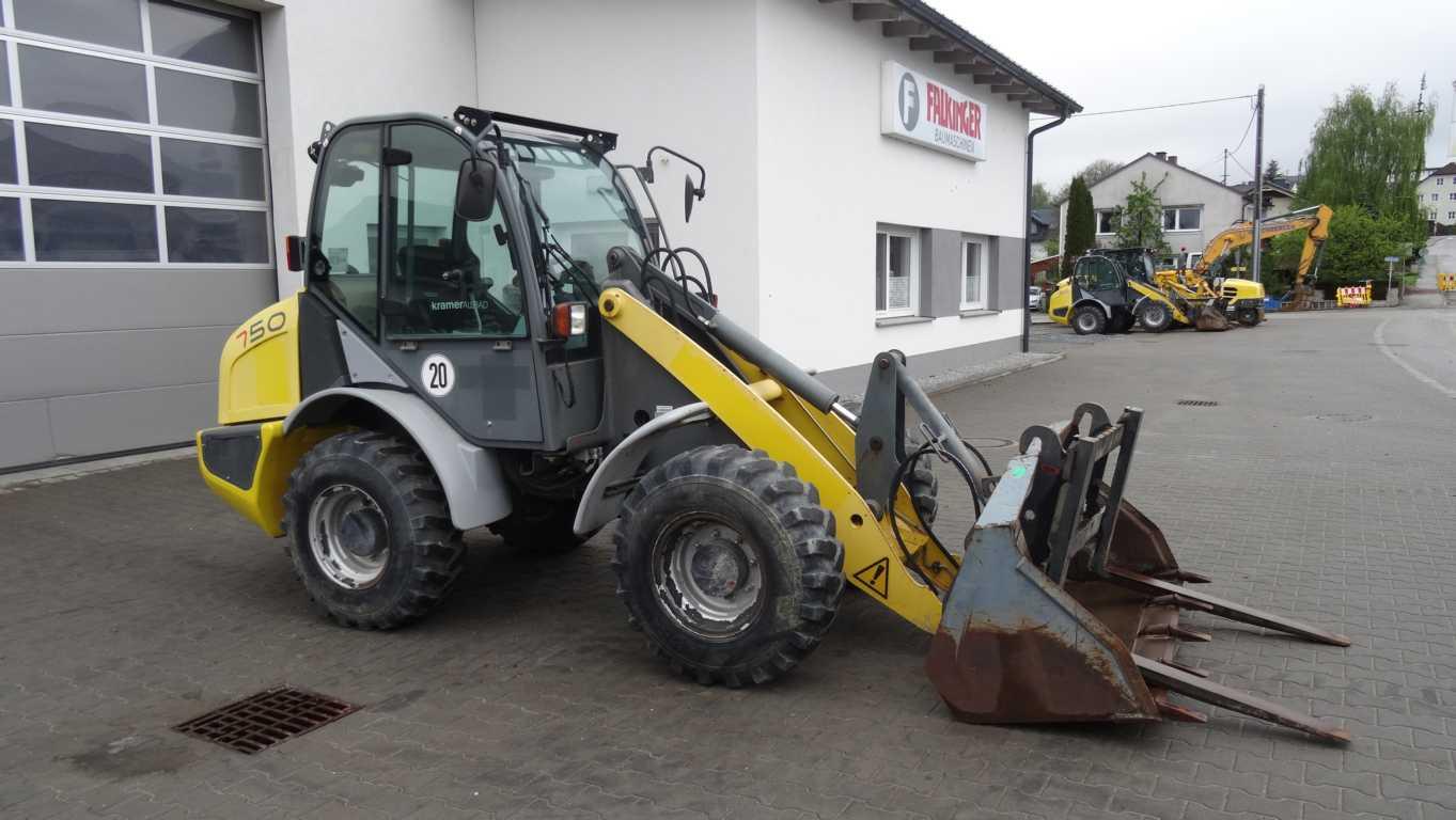 KRAMER 750 front loader