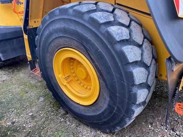 VOLVO L150H front loader