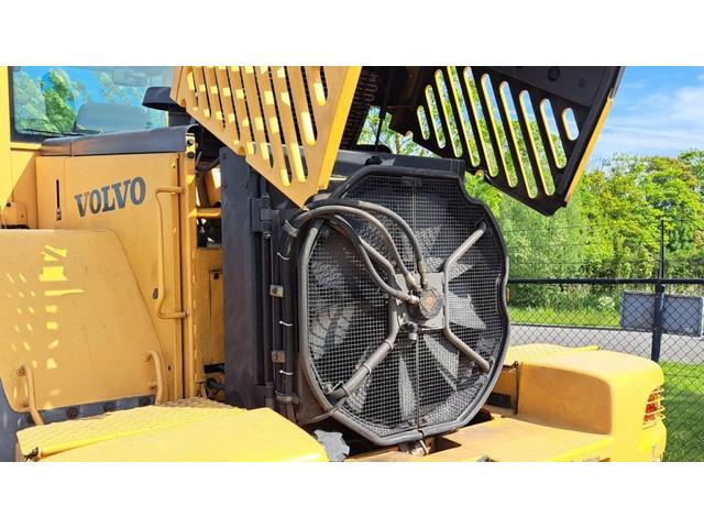 VOLVO L120E front loader