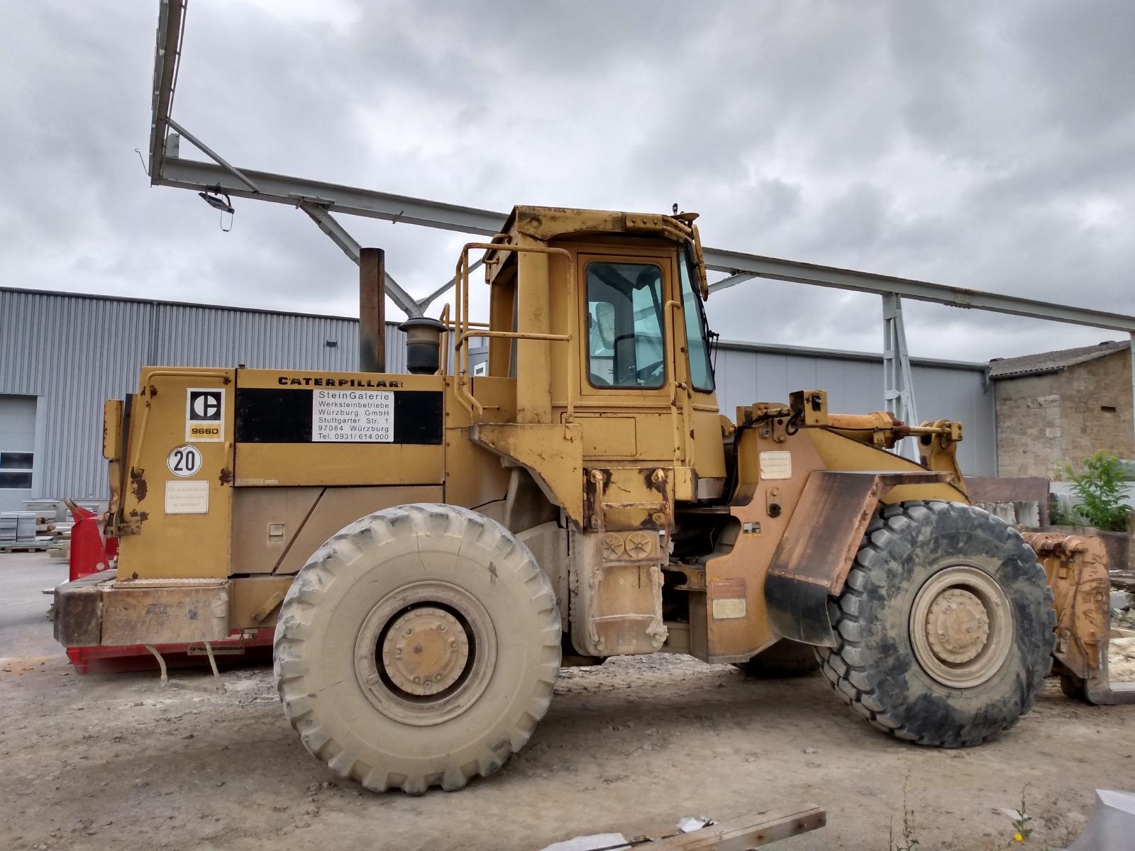 CATERPILLAR 966D front loader