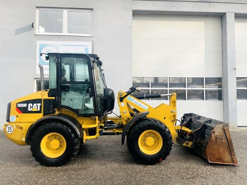 CATERPILLAR 908M front loader