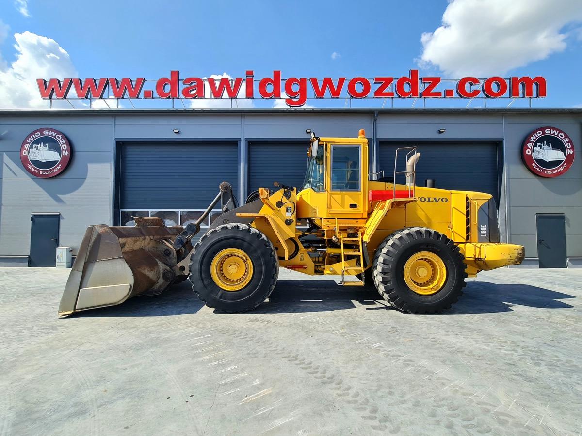 VOLVO L180E front loader