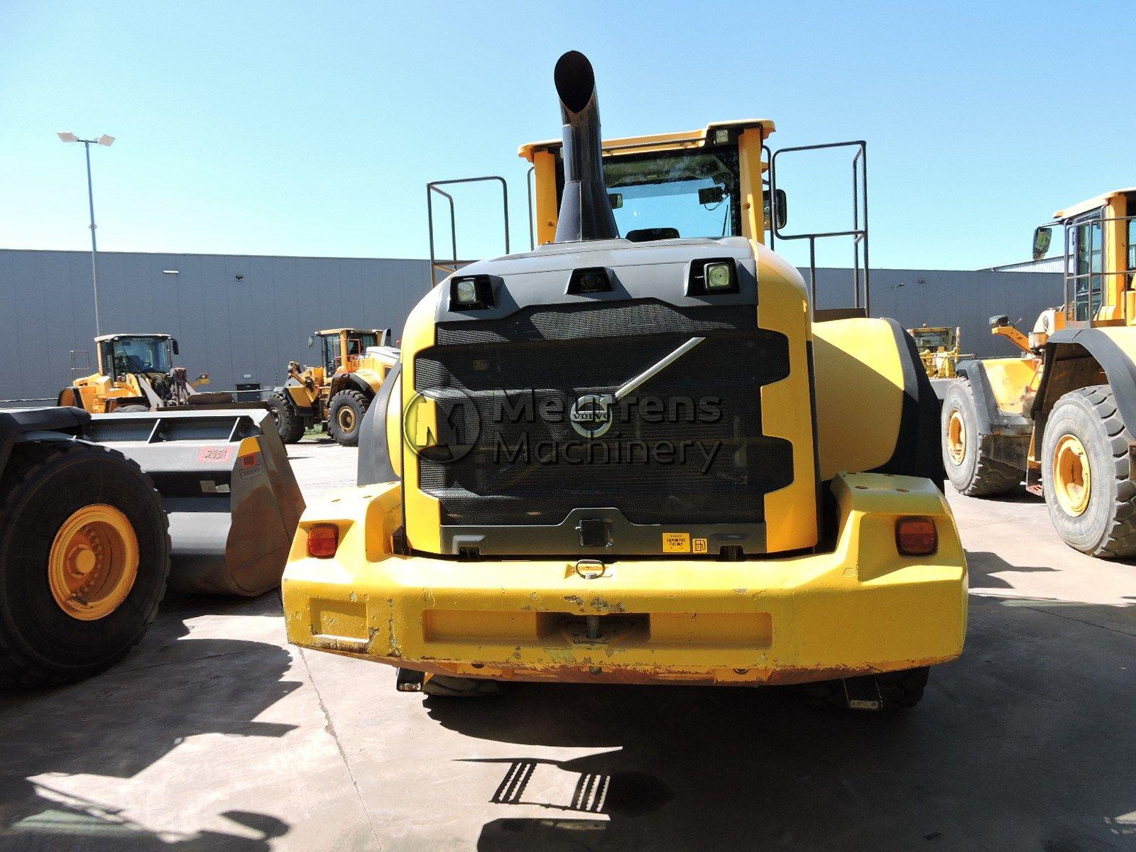 VOLVO L180G front loader