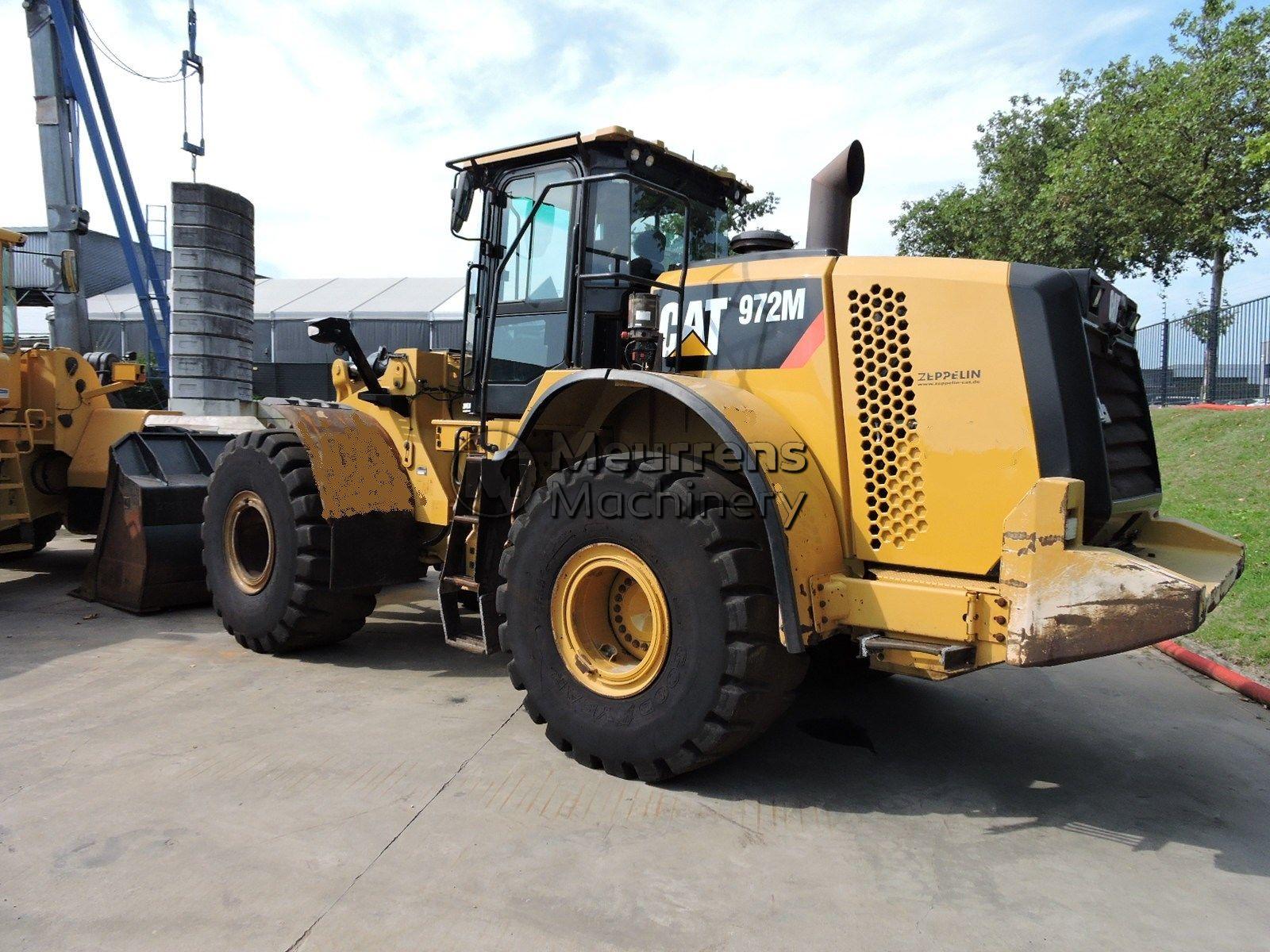 CATERPILLAR 972M front loader