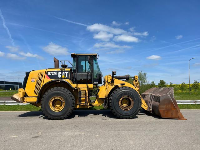 CATERPILLAR 972M front loader