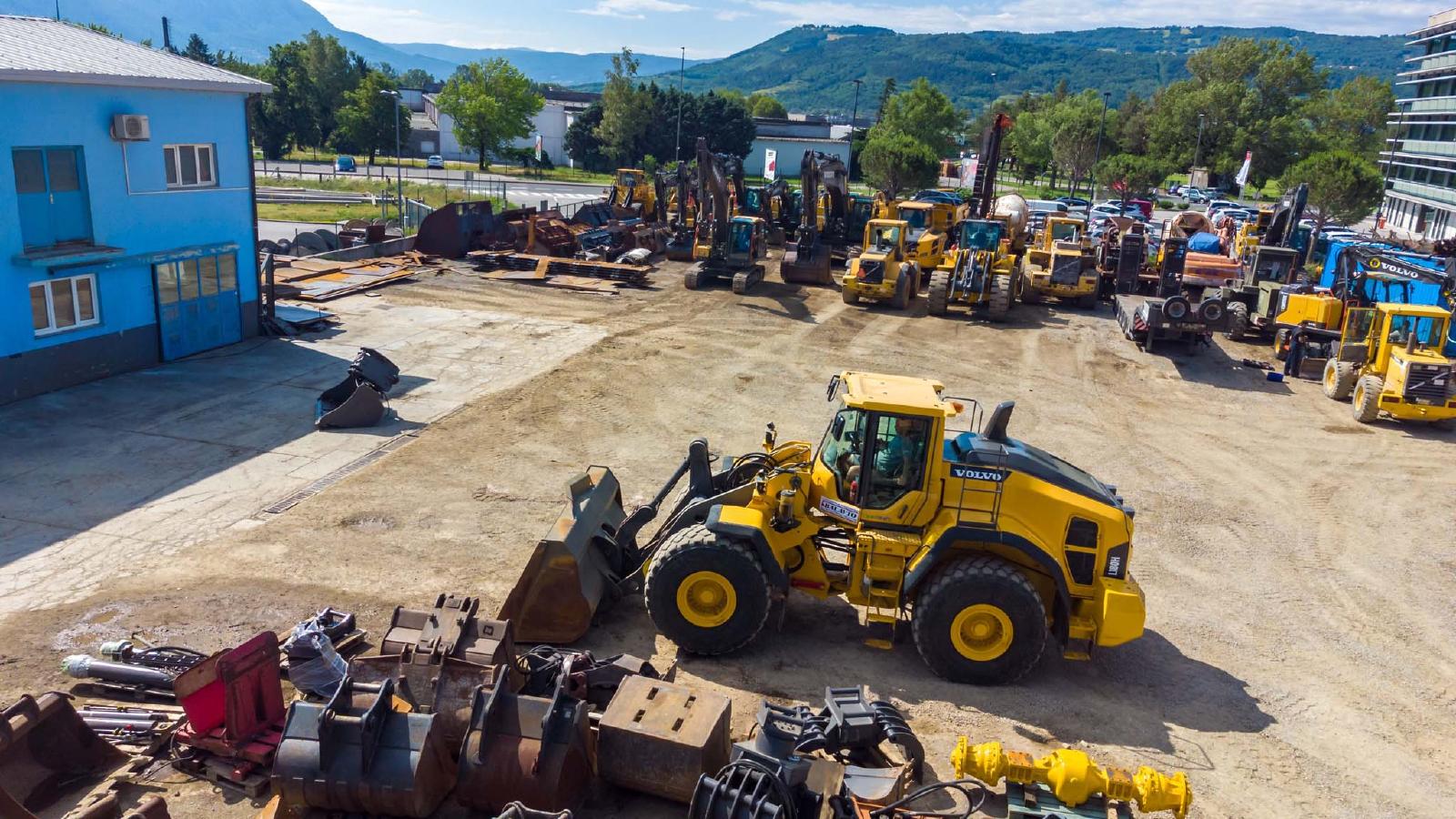 VOLVO L180H front loader