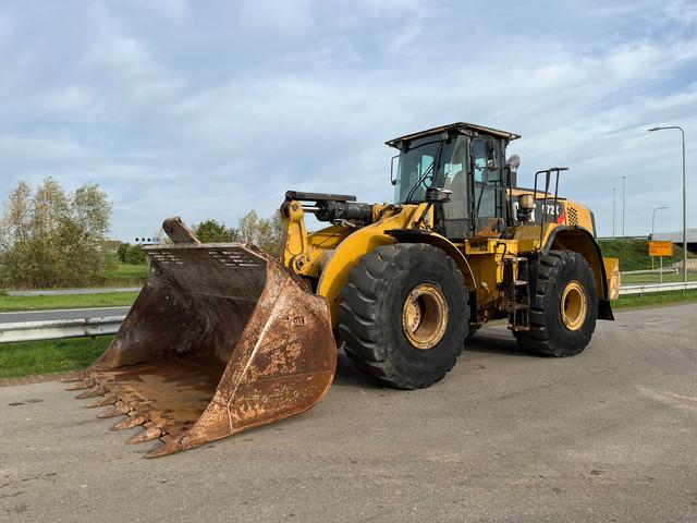 CATERPILLAR 972K front loader