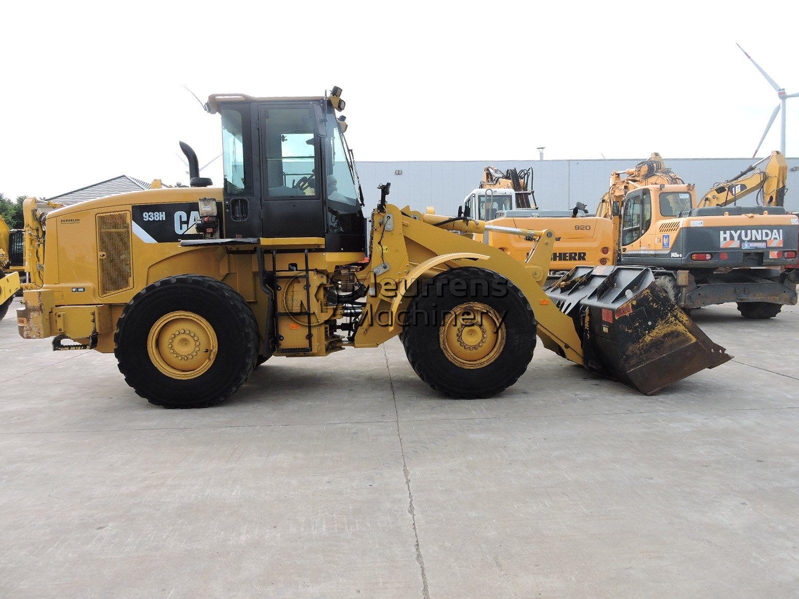 CATERPILLAR 938H front loader