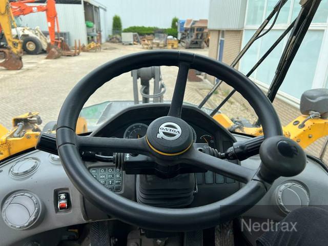 VOLVO L90H front loader