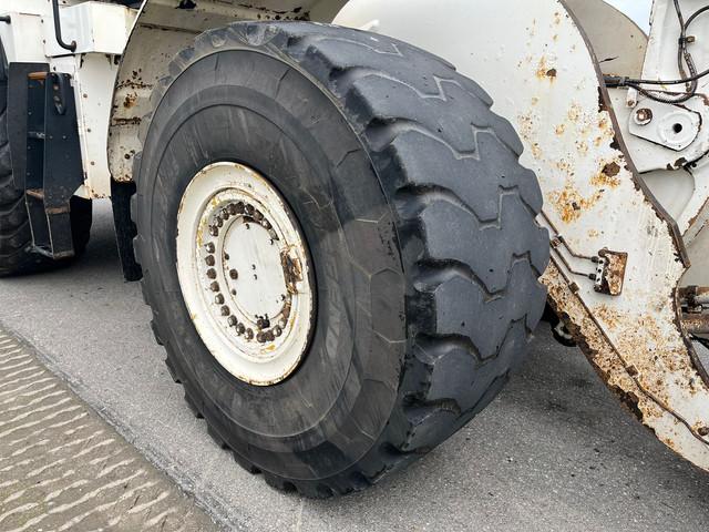 CATERPILLAR 980M front loader