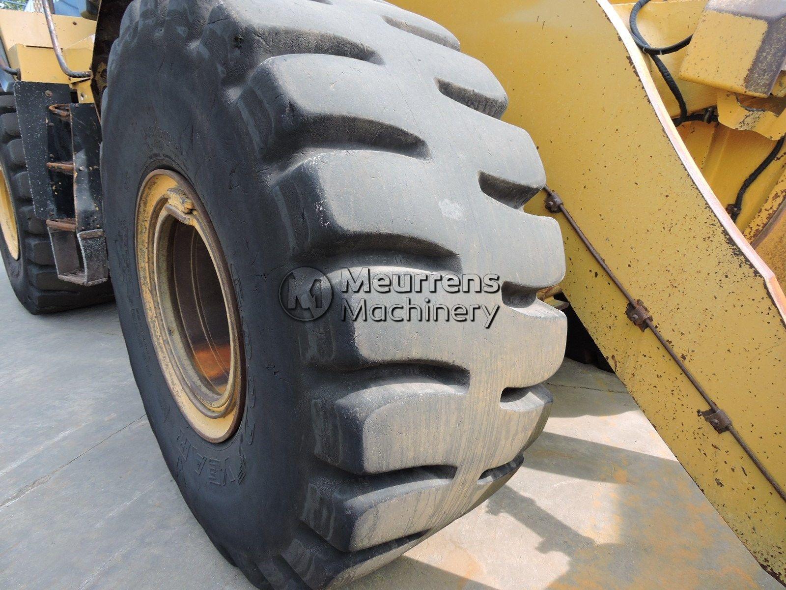 CATERPILLAR 972M front loader