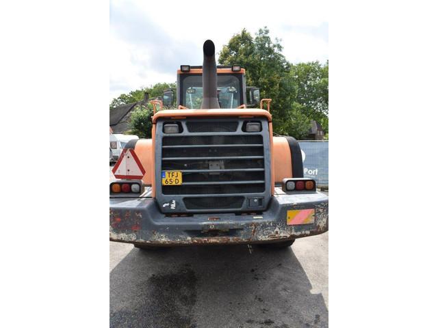 DOOSAN DL 300 front loader