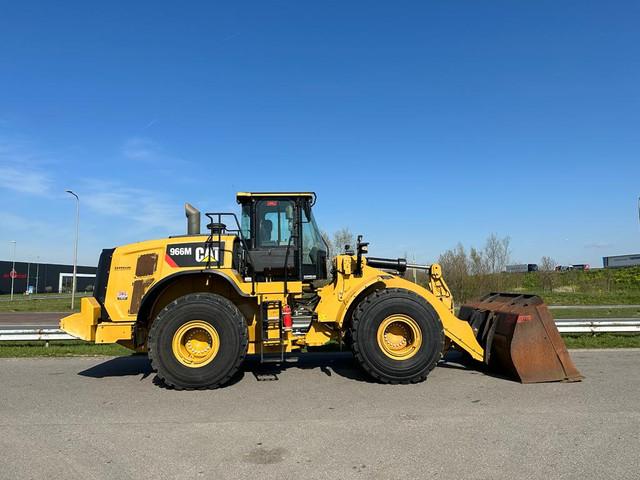 CATERPILLAR 966M front loader