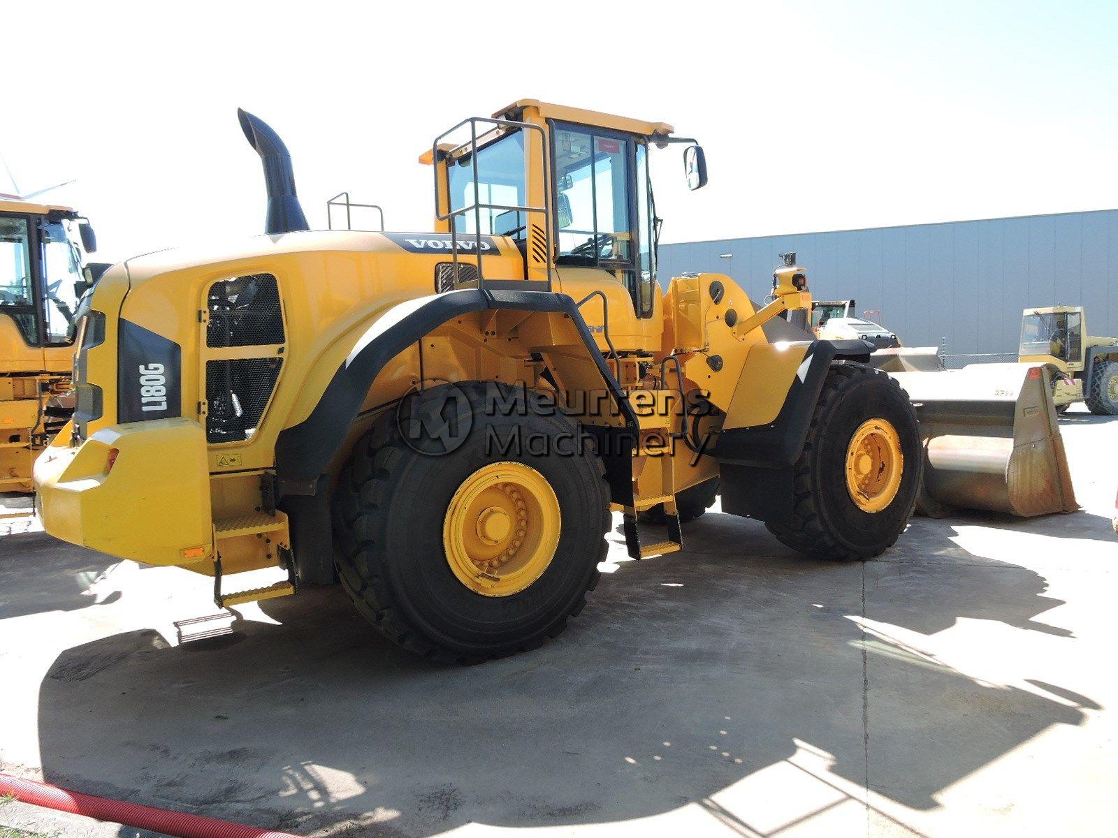 VOLVO L180G front loader