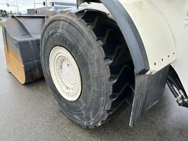 CATERPILLAR 980M front loader