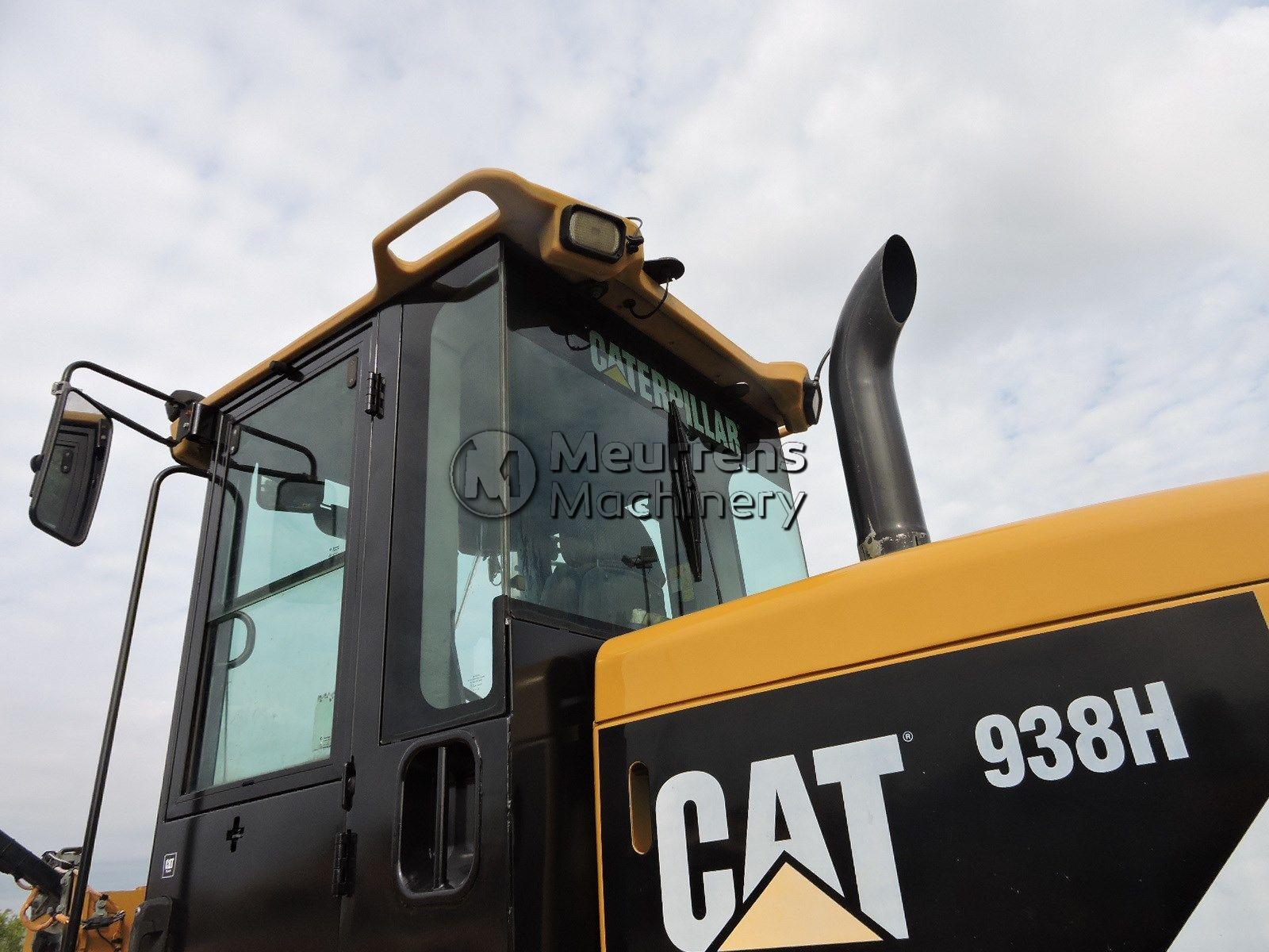 CATERPILLAR 938H front loader