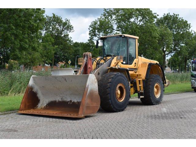 VOLVO L180F front loader