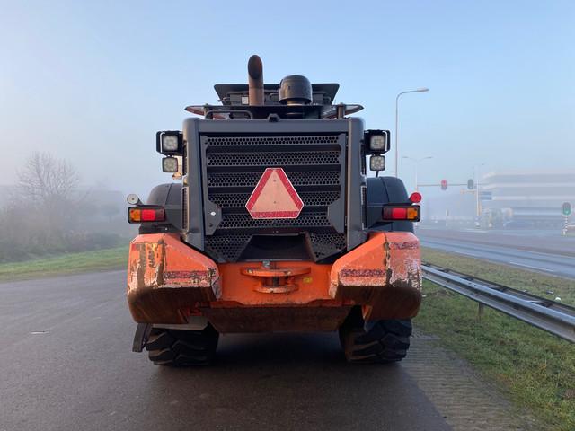 HITACHI ZW 310 front loader