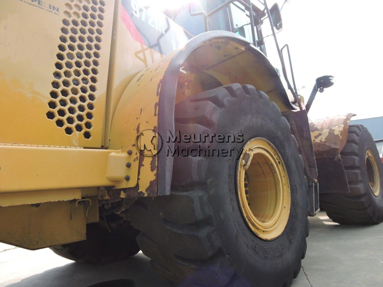 CATERPILLAR 972M front loader