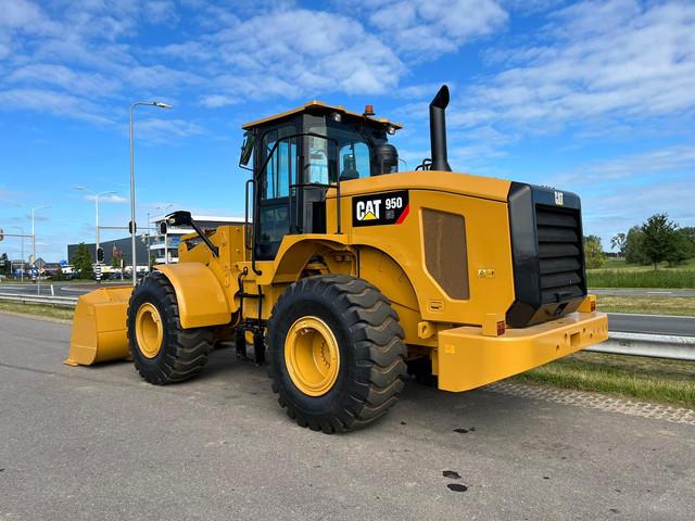 CATERPILLAR 950GC front loader