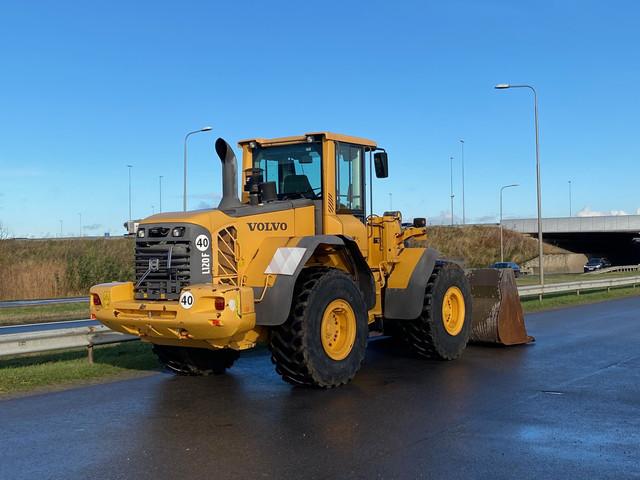 VOLVO L120F front loader