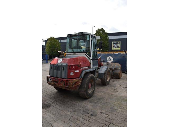 LIEBHERR L 507 Stereo front loader