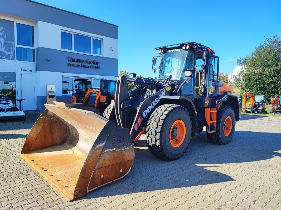 DOOSAN DL280-7 front loader