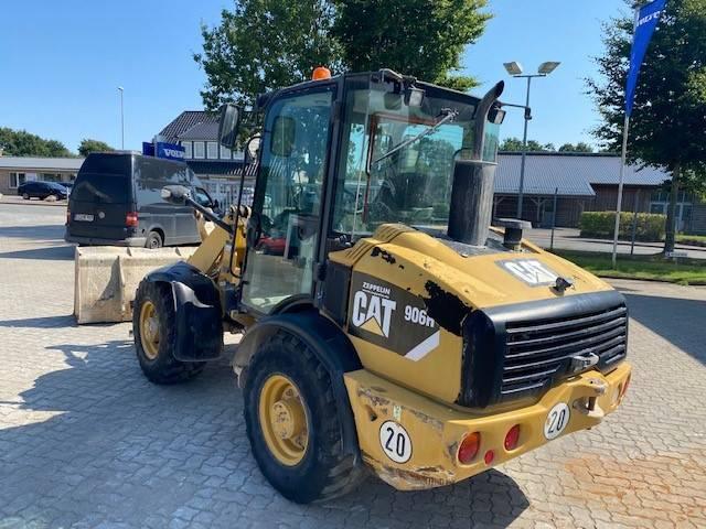 CATERPILLAR 906H front loader