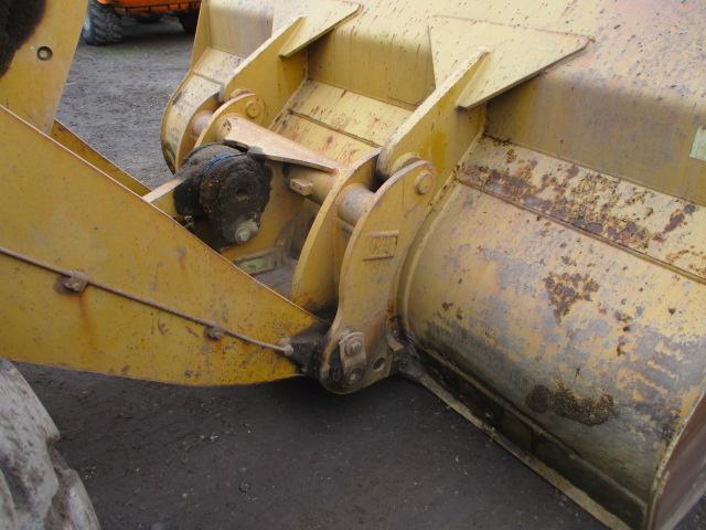 CATERPILLAR 962K front loader