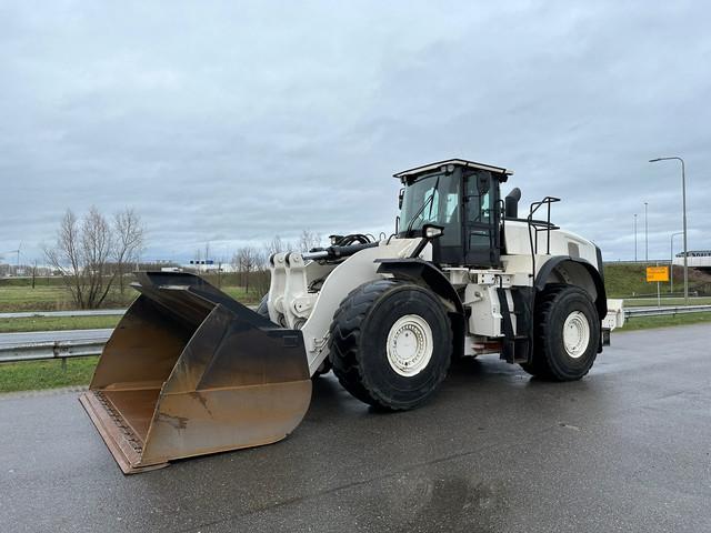 CATERPILLAR 980M front loader