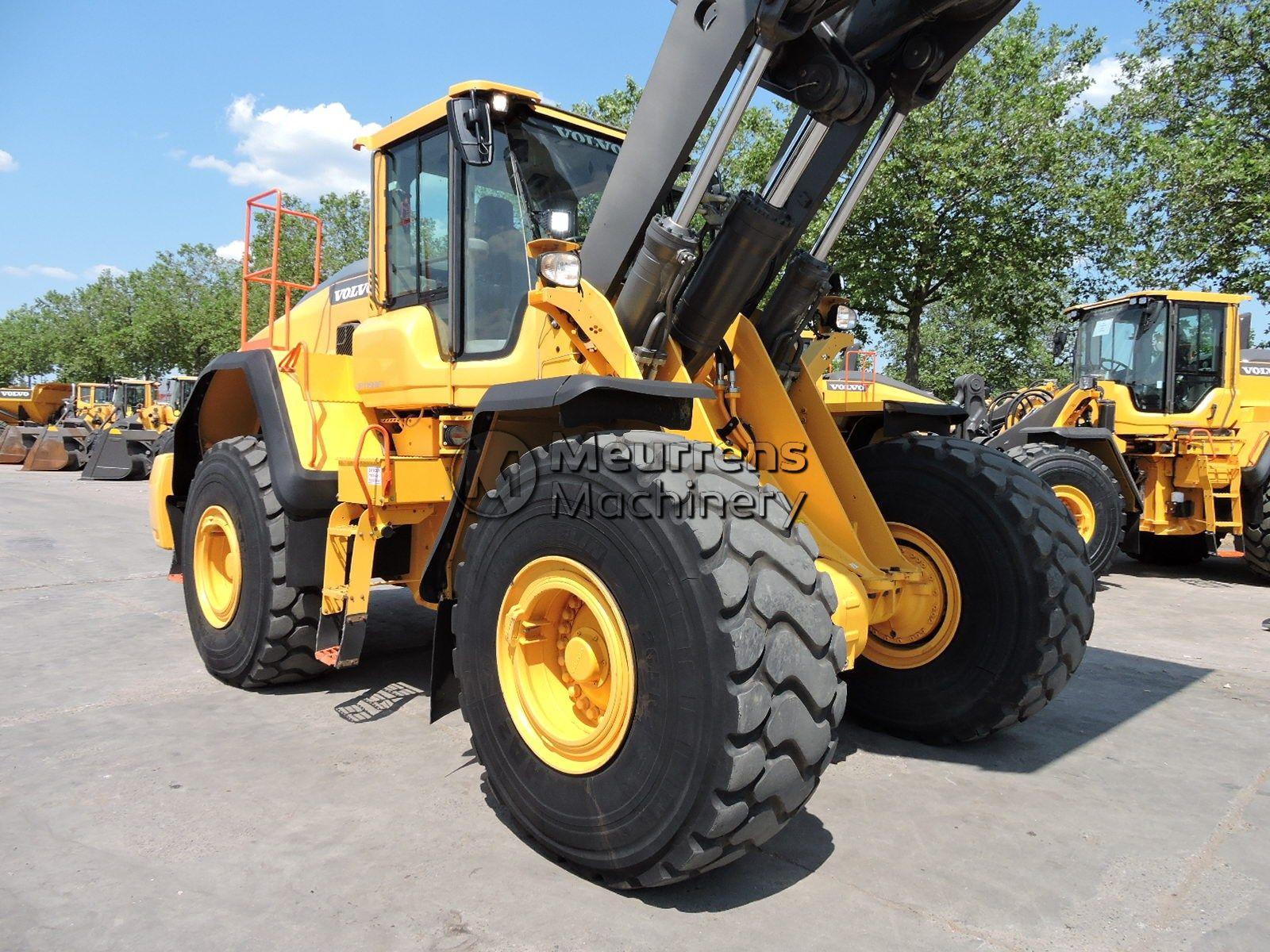 VOLVO L180H front loader