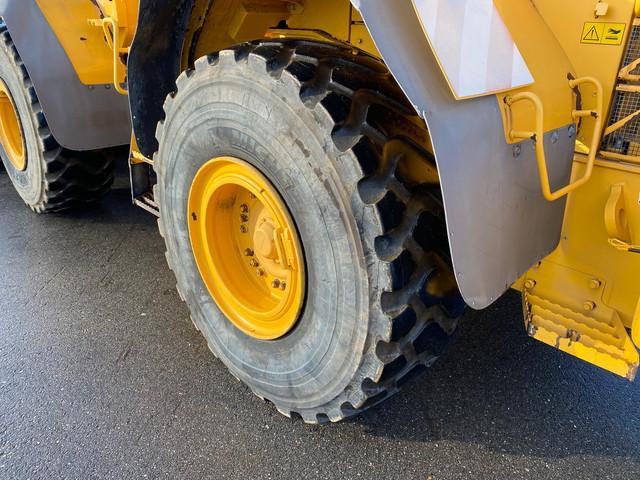 VOLVO L120F front loader