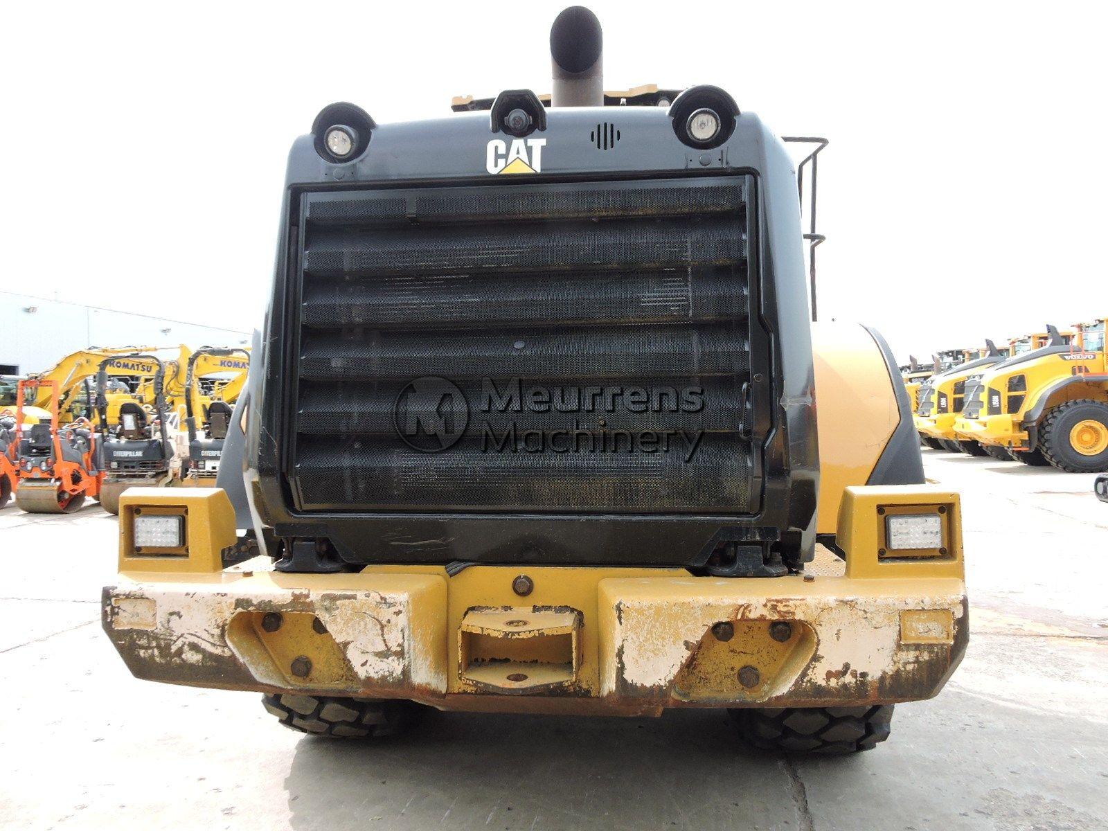 CATERPILLAR 966M front loader