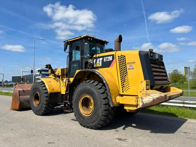 CATERPILLAR 972M front loader