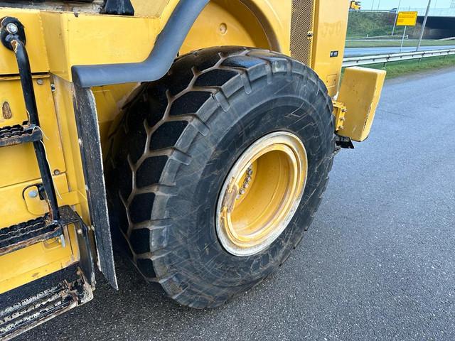 CATERPILLAR 962H front loader