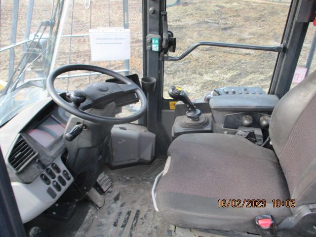 KOMATSU WA 320-3 front loader