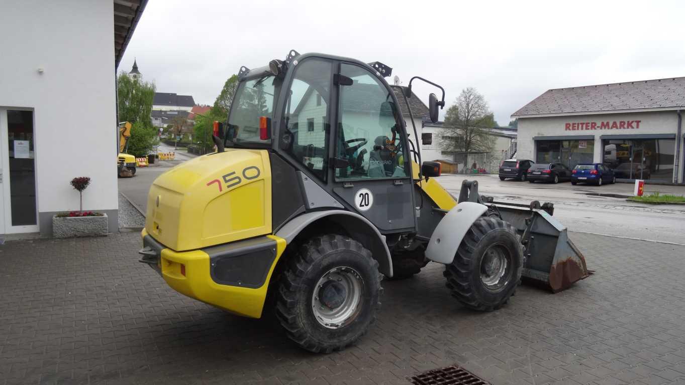 KRAMER 750 front loader