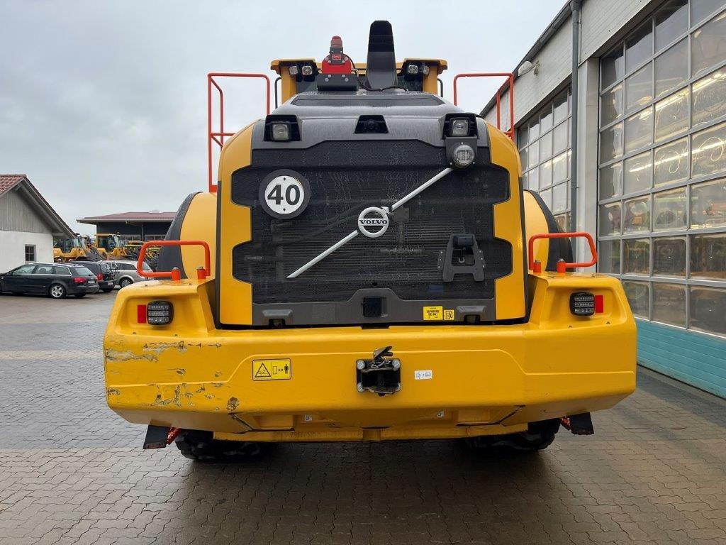 VOLVO L180H front loader